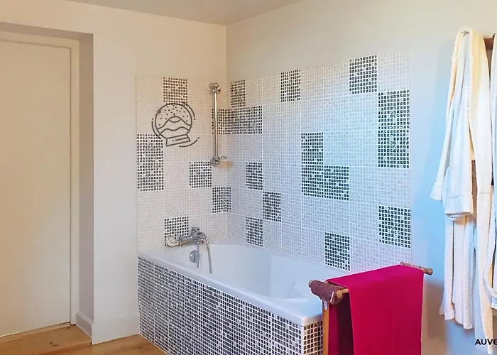 Catherine Villa Murol